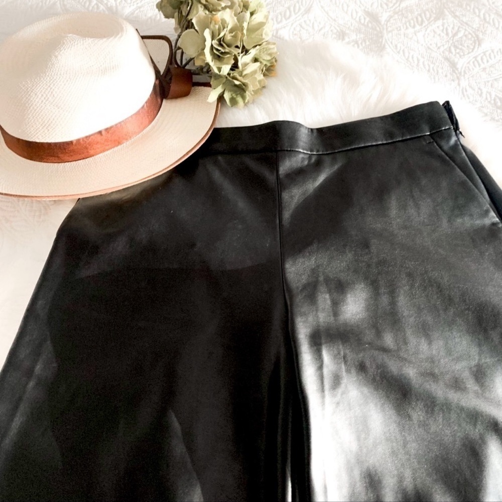 Allen Schwartz Vegan Leather Flare Ankle Black Pant Size 6 — image 4 of 8